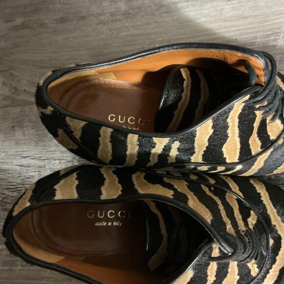 Gucci Tiger Print Haircalf LaceUp Heels Vintage Pumps Size US 7.5 - Picture 10 of 16